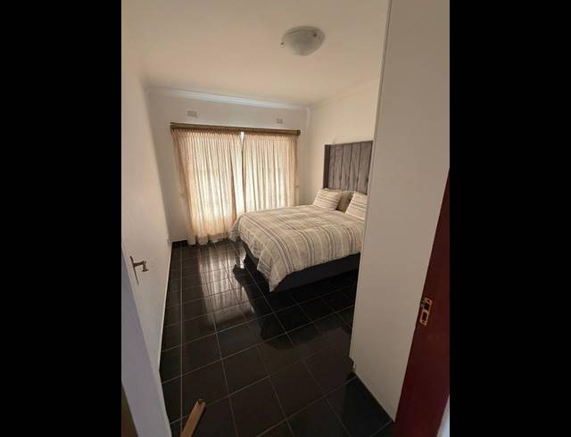 4 BEDROOM HOUSE FOR SALE IN OSLO BEACH